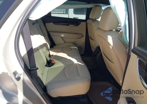 2017 Cadillac Xt5 Standard z USA, uszkodzony, nr VIN 1GYKNARS4HZ189788